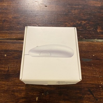 Apple Mighty Mouse A1152 USB Wired Optical Mouse MB112LL/B NOS 2009 