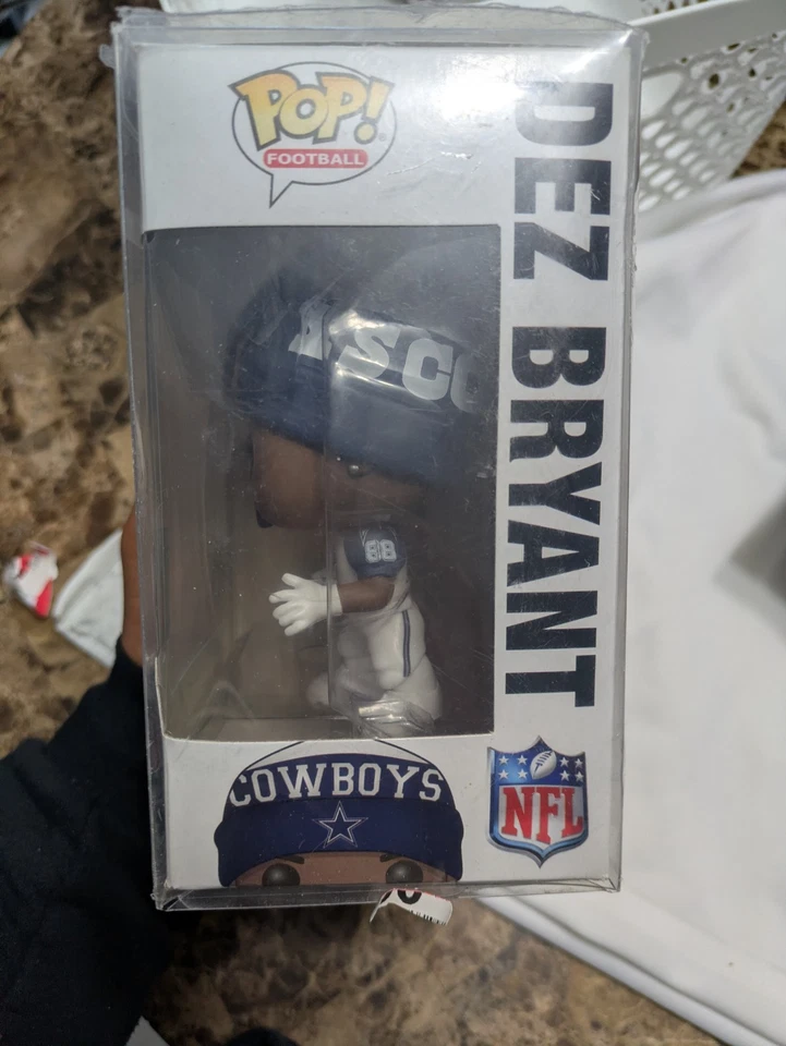 Funko Pop! Deportes: Figura de acción NFL Dez Bryant Foto 4 de 4