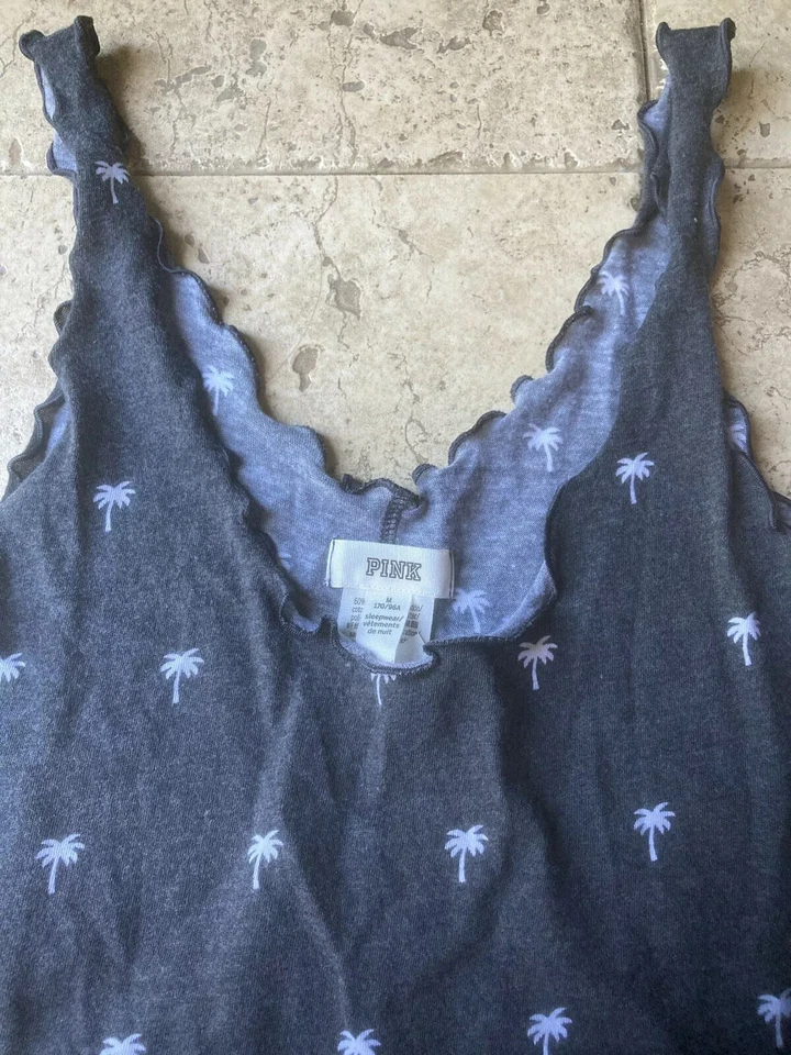Camiseta sin mangas Victoria's Secret ROSA ropa de dormir M nueva con etiquetas Foto 2 de 4