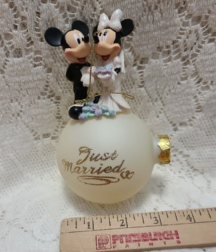 Mickey & Minnie Just Married Disney Ornament 2006 ORIGINAL BOX 3.5 x 5.5" - Picture 13 of 13