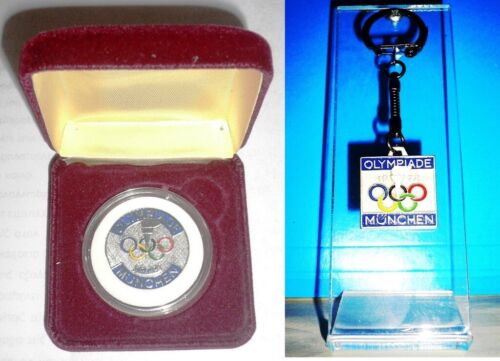 1972 Olympic Games Munich XX OLYMPIADE MÜNCHEN 1972 MEDAL AND KEYCHAIN VERY NICE - Picture 1 of 7