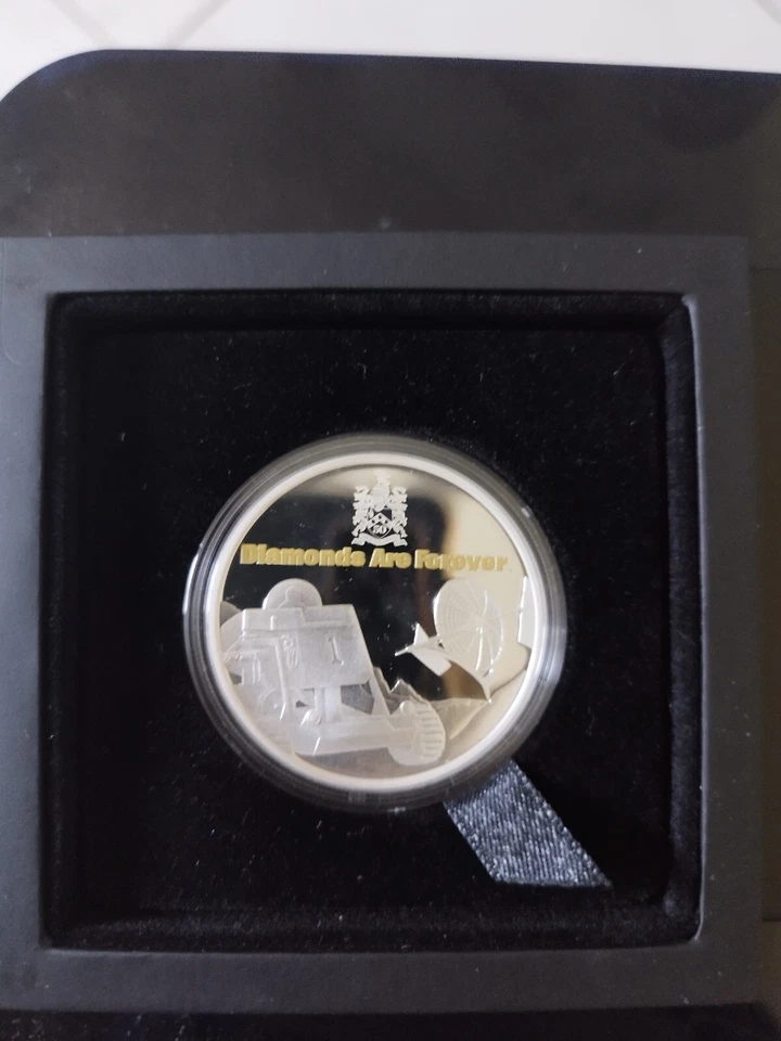 Diamonds Are Forever 007 50th Anniversary Silver Coin - Immagine 3 di 3