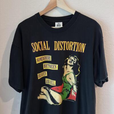 Rare 1992 Social Distortion somewhere between Heaven And Hell T shirt NH12050