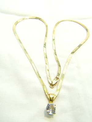 Beautiful Genuine 14 K Yellow Gold Flat Herring Bone Cz Pendant 18  Necklace