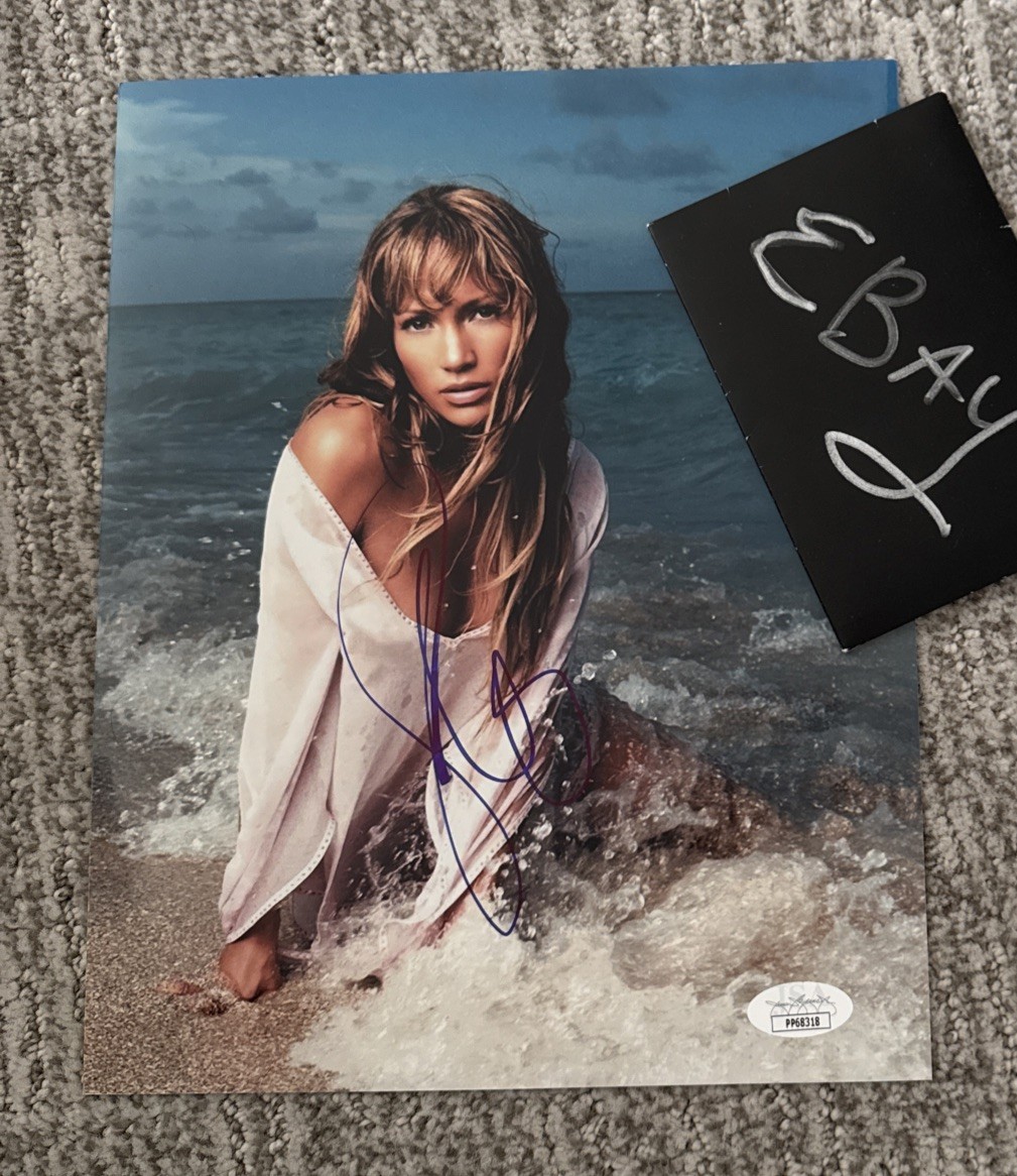JENNIFER LOPEZ J.LO Vintage Signed Full Autograph 8 x 10 Photo JSA
