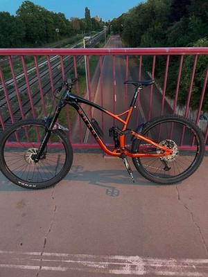 Haro Shift R5 Fahrrad Fully MTB