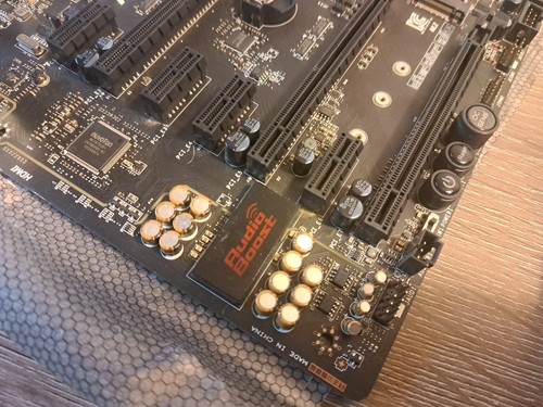 MSI Z97 Gaming 7 LGA1150 ATX DDR3 Mainboard mit MSI Grafikkarte - Bild 9 von 21