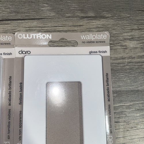 2 Stück Lutron Claro Wandplatten Hochglanz weiß 1 Gang einzeln keine sichtbaren Schrauben - Bild 3 von 4