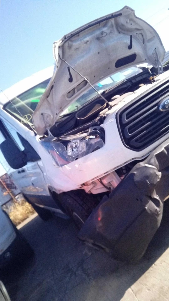 Conjunto completo de motor usado se adapta a: Ford Transit 250 2019 3,7 L VIN M octavo dígito g Foto 2 de 4