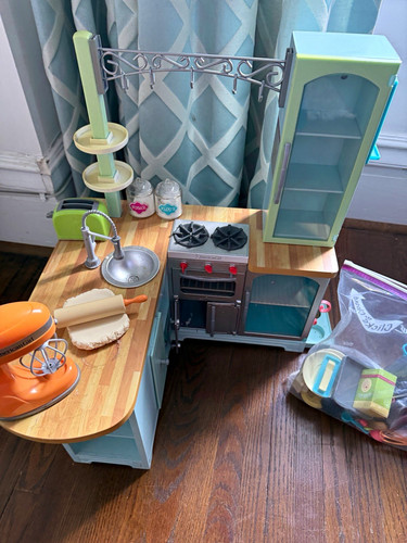 American Girl Wood Pretend Play Kitchen Set w/ Oven Stove Sink Accessories