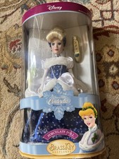 2004 Disney Princess Cinderella Porcelain Brass Key Keepsake Doll