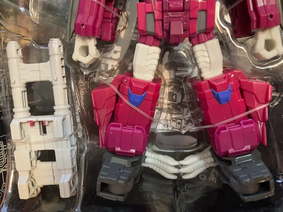 Hasbro Трансформеры Титаны Возвращение ГРОТУСК И СКОРПОНОК Новый в открытой коробке - Изображение 4 из 4