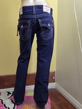 TRUE RELIGION STRAIGHT FLAP NATURAL BIG T-TRUE NAV New WT Size 31