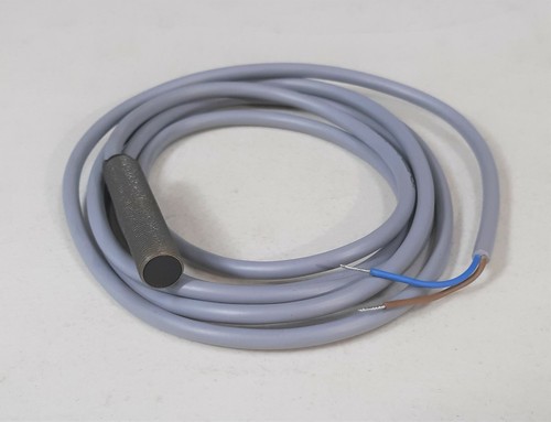 TURCK M12 Proximity Sensor BI 2-GT12-AZ31X/S34 35-250 VAC, Sense 2mm (.078") - Picture 5 of 6