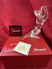 NIB FLAWLESS Stunning BACCARAT France Glass Crystal ACROBAT Paws Up CAT Figurine
