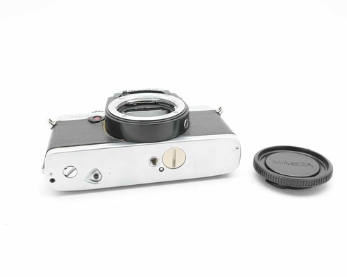 Minolta XG-7 Silver 35mm SLR Film Camera Body with Body Cap (#17832) - Picture 8 of 10