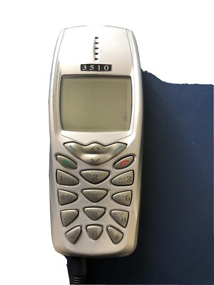 Nokia 3510 - Weiss (Ohne Simlock) Handy Letzte Firmware 5.02 Ist darauf.