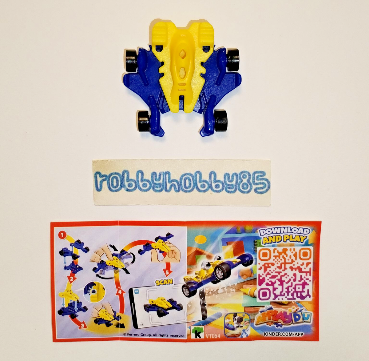 JET RIDER COMPLETE SET OF 2 TOYS WITH PAPERS KINDER JOY SURPRISE