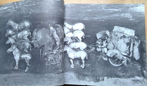 Valiant Imperial Warriors 2200 Years Ago:... by Wu Xiaocong 2000 signed photos - Imagen 5 de 12