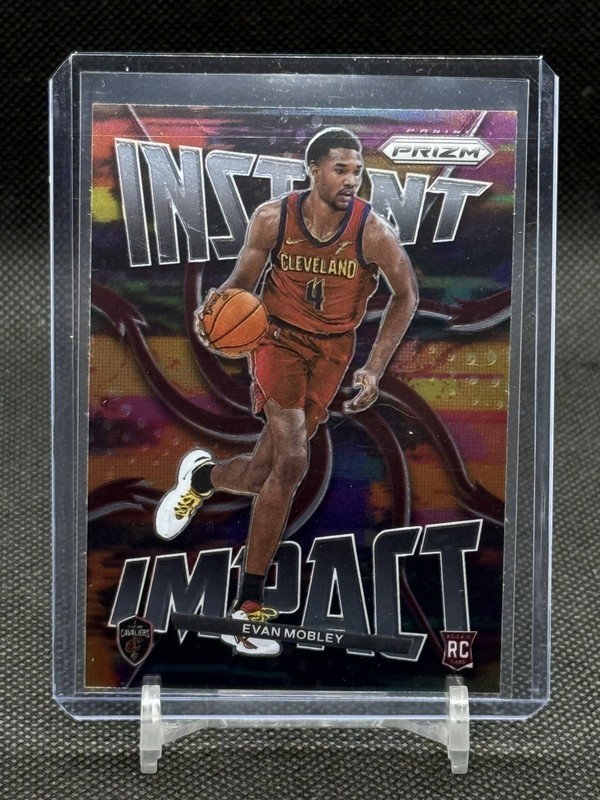 2021-22 Panini Prizm #10 Evan Mobley Instant Impact A
