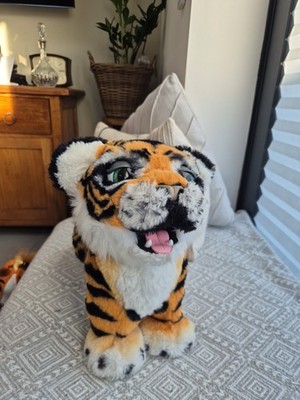 FurReal Roarin Tyler der verspielte Tiger elektronisches interaktives Haustierspielzeug
