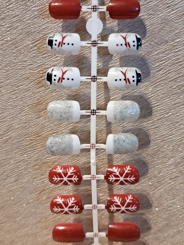 24 Christmas Gold Festive Snowman Red Snowflake False Fake Nails Press - Image 2 of 4