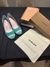 Audley Women’s Suede Mid Heal Court Shoe Size 40