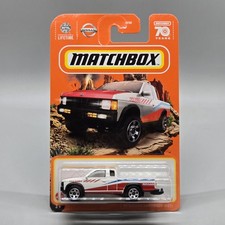 '95 Nissan Hardbody D21 72/100 White Red 2023 Matchbox