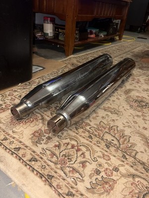 Vance and Hines Exhaust Pipes for Harley Davidson Models