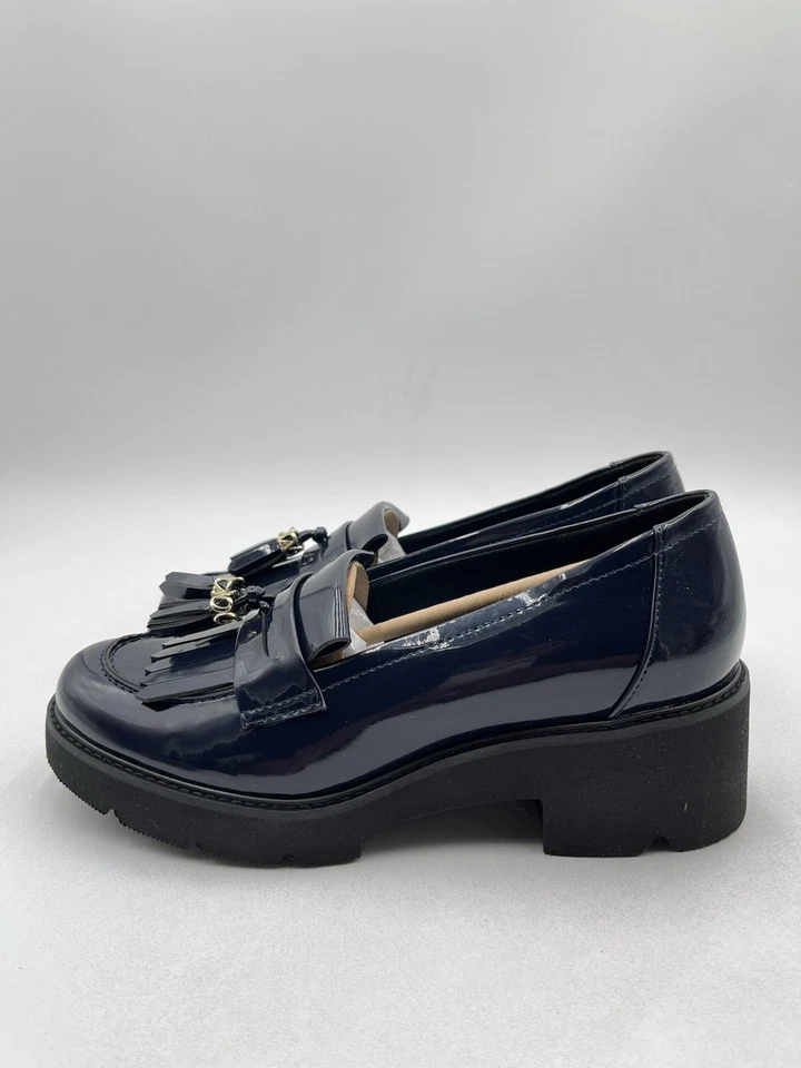 Women’s Naturalizer Desmond Navy Blue Lug Fringe Slip On Loafers Size 8.5W - Image 3 of 4