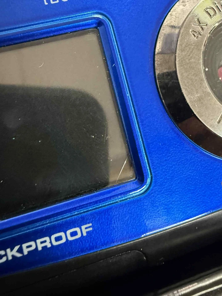 Polaroid iE090 Waterproof Digital Camera 18.0 MP Blue/Black - Image 2 of 4