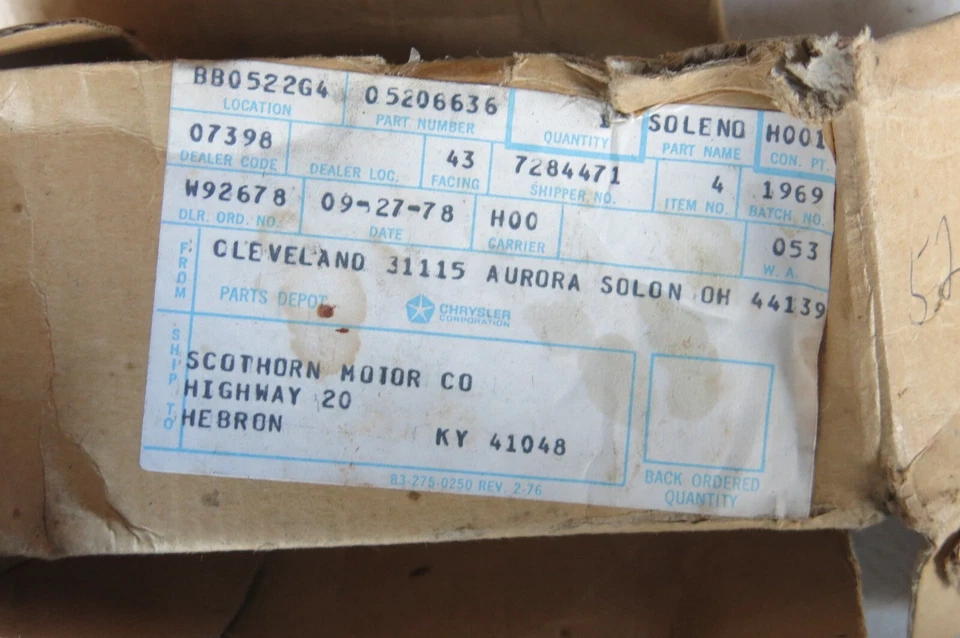 Solenóide antigo Chrysler Starter padrão para Plymouth Champ 1980 (5206636) - Imagem 2 de 2