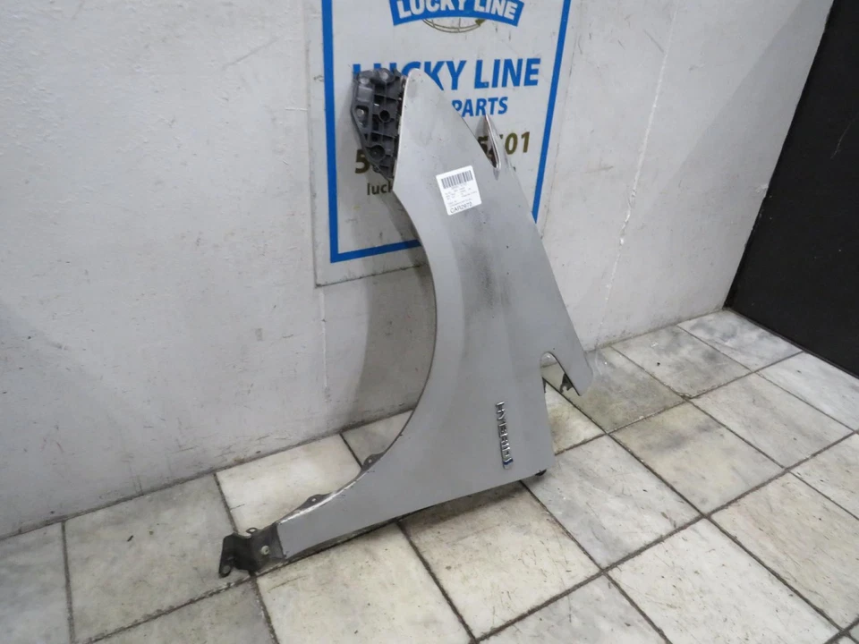 12 13 14 15 16 17 18 TOYOTA PRIUS Left Fender - Imagem 3 de 4