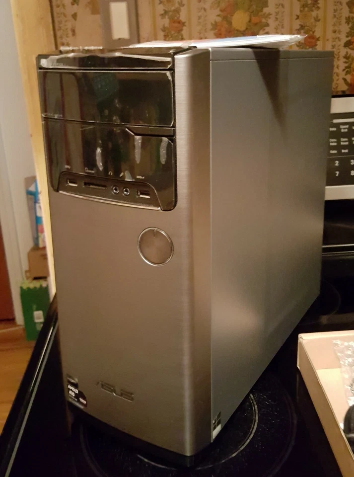 Asus Desktop Computer. AMD A10 3.7GHz, 8GB Ram, Windows 10. 1Tb HD Rarely used - Image 2 of 4
