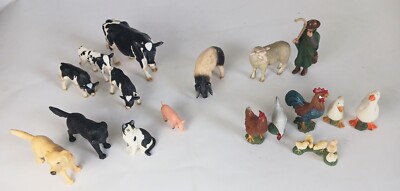LOT OF 18 SCHLEICH FARM ANIMALS, COWS, CAT, DOGS, PIGS, CHICKENS, SHEPHARD, SHEE