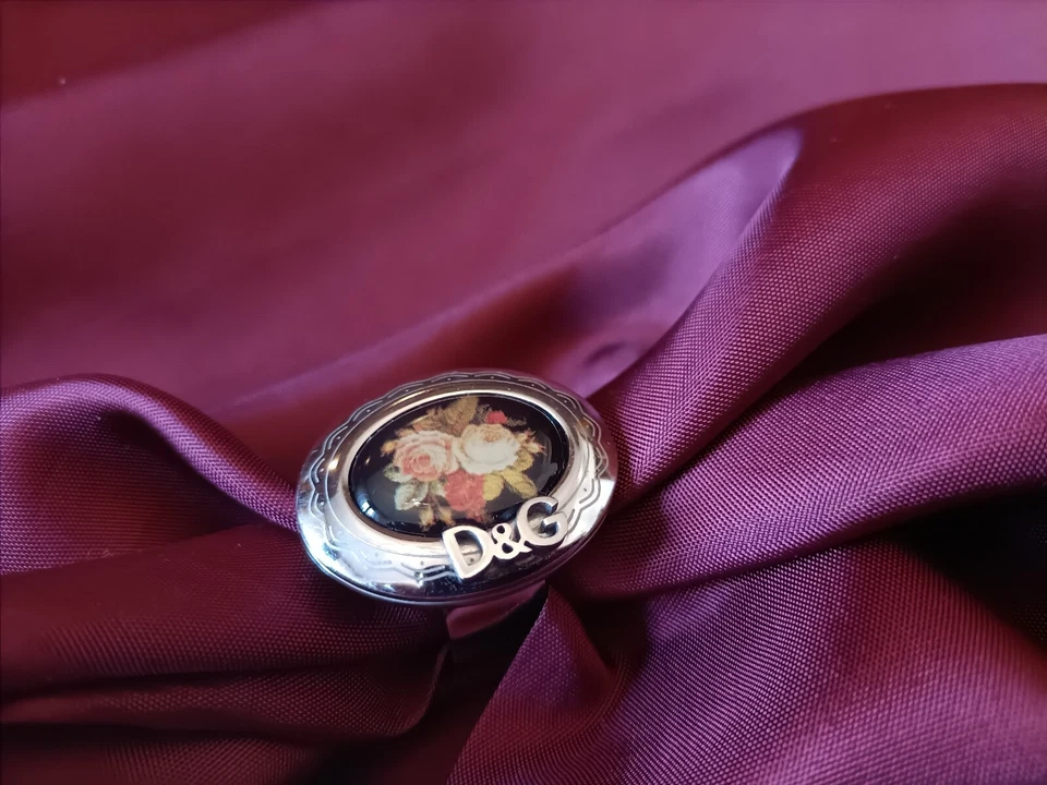 Anello Dolce Gabbana Vintage anni 90, Raro  - Immagine 4 di 4