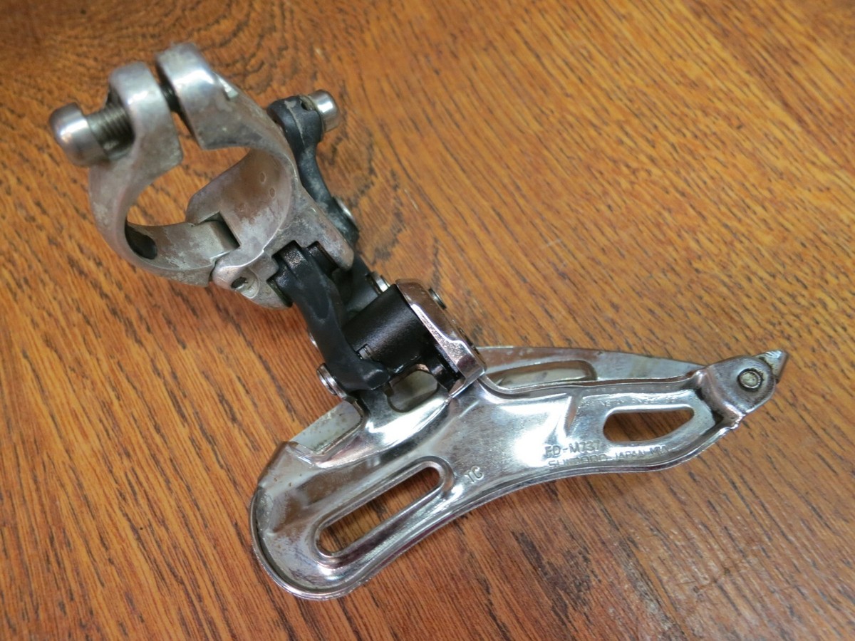 SHIMANO - たら1028 Shimano Deore XT Front Triple Derailleur 28.6mm Clamp Top