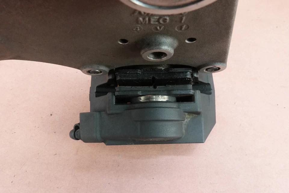 Pinza de freno trasera HONDA SHADOW AERO 750 VT750 2015 08-16 ABS Foto 2 de 4