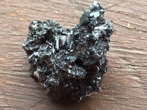 Mangano Vesuvianite on Hausmanite, Wessles Mine Sth Africa - Picture 5 of 8