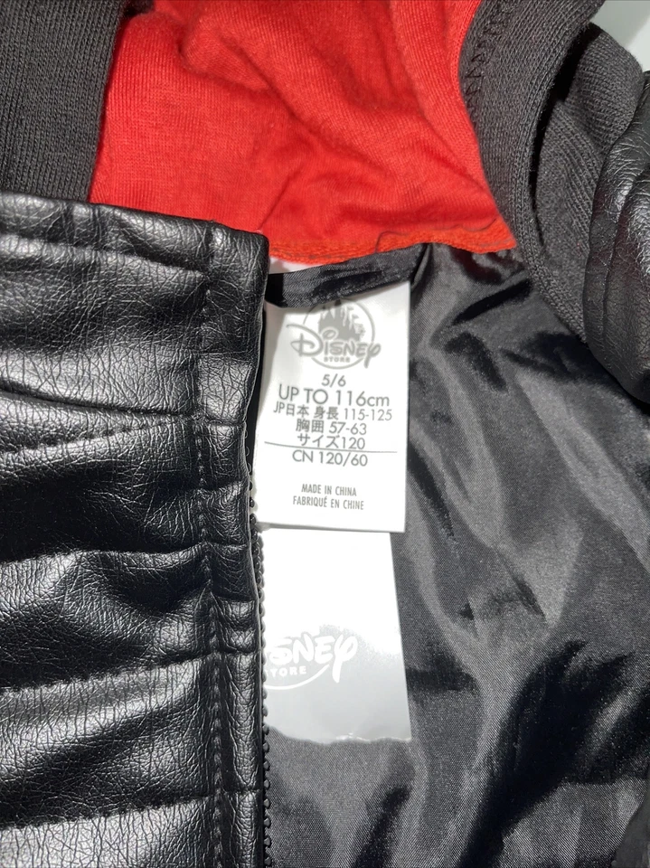Disney Store Kylo Ren Chaqueta con Capucha Negra Sudadera con Capucha Star Wars Con Capa Nueva Sin Etiquetas 5/6 Foto 4 de 4