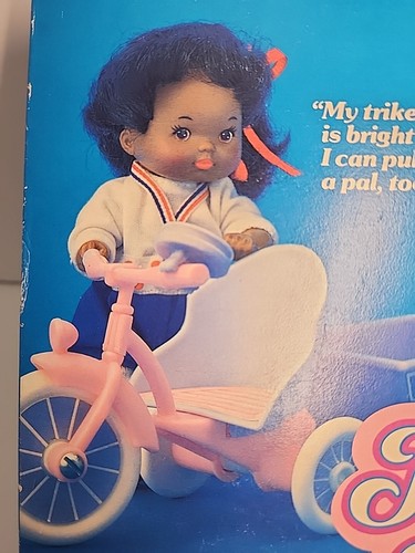 Vintage 80s Mattel The Heart Family Tawny AA Girl Doll & Trike NRFB Sealed Box - Picture 4 of 13
