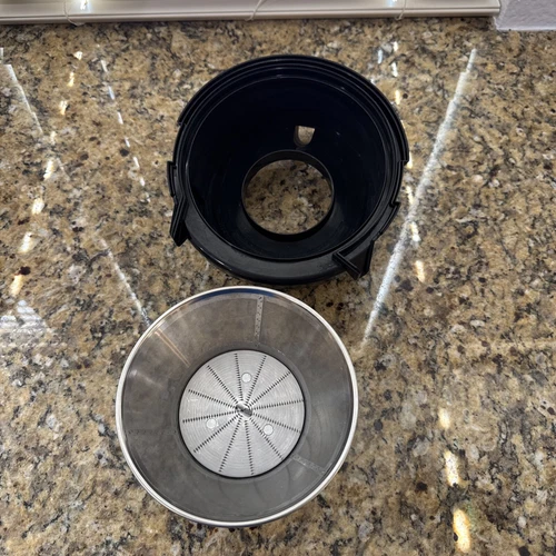 Hamilton Beach Big Mouth Juice Extractor Model #67601A Strainer Bowl And Basket