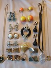 Vintage Signed 15 Pcs Jewelry Lot Boucher Vogue WGermany KJ Lane Givenchy Kramer — photo 3