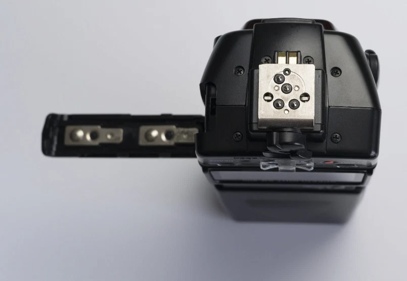 Flash Speedlight Nikon SB-800 i-TTL Commander - Japón con soporte domo SD-800 Foto 2 de 4