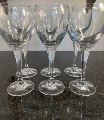 Klare Weingläser facettierter Stiel hoch Kristall Stil 6er Set