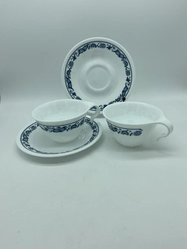 Vintage Corelle OLD TOWN BLUE Set of 2 Coffee/Tea Cups/Saucers Hook Handle