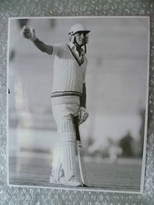Org Press Photo - Cricketer JOHN EMBUREY Pakistan v England 3rd Test Match 1987