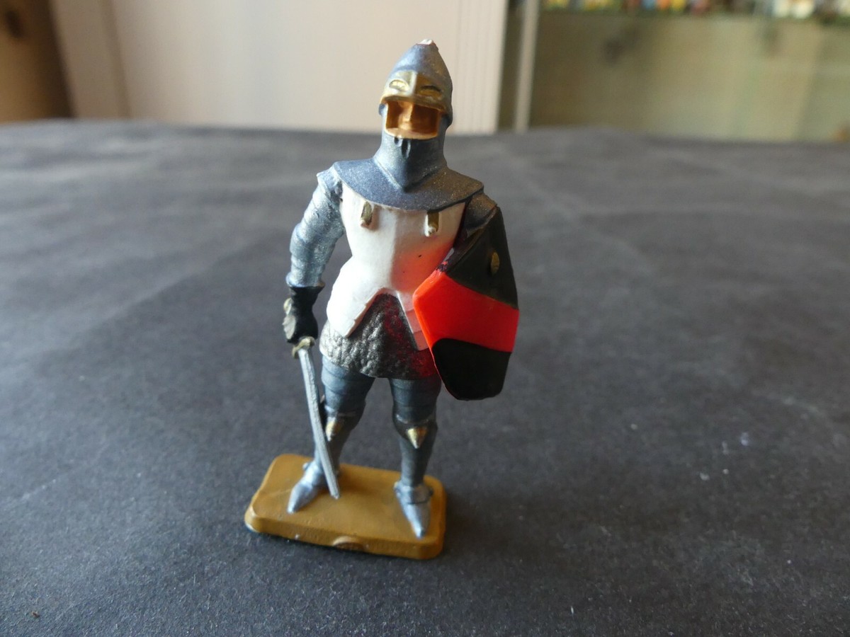 Figurine Starlux Moyen Âge – Chevalier Avec Hache Et Bouclier – Réf 6104 – Boîte D’origine