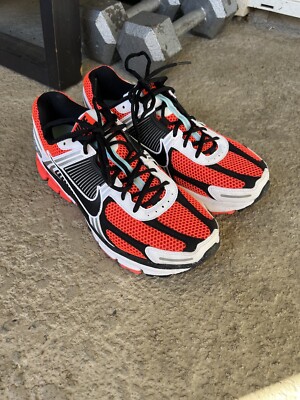 Size Nike Air Zoom Vomero SE Bright Crimson 2020