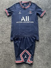 PSG Jordan Home Shirt & Shorts (Size Small Boys, Age 8-9) FREE TRAINING KIT